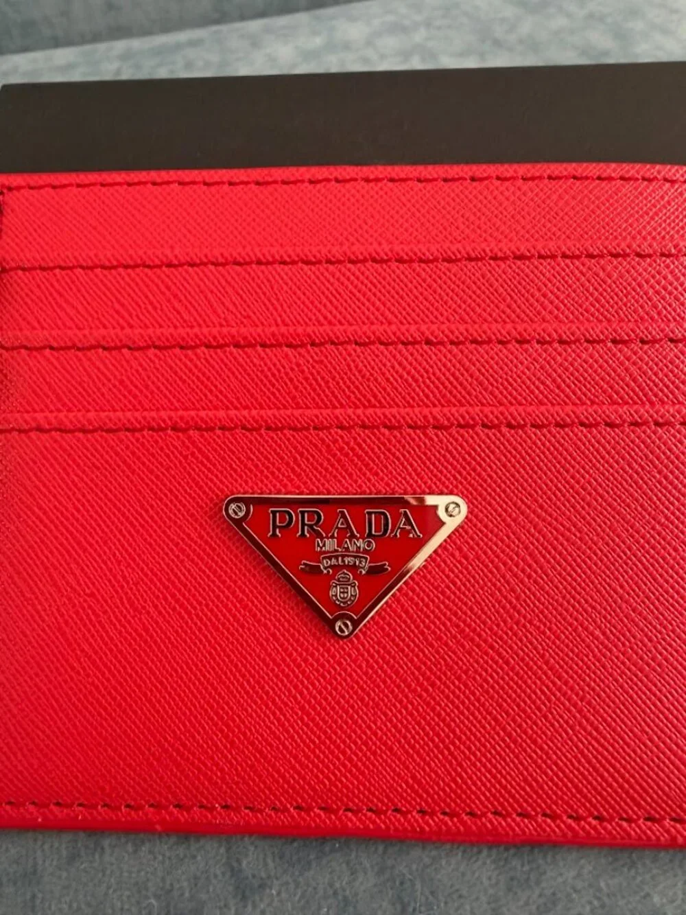 Red Saffiano Texture Card Holder Slim Wallet Gold Tone Emblem Luxury Style
